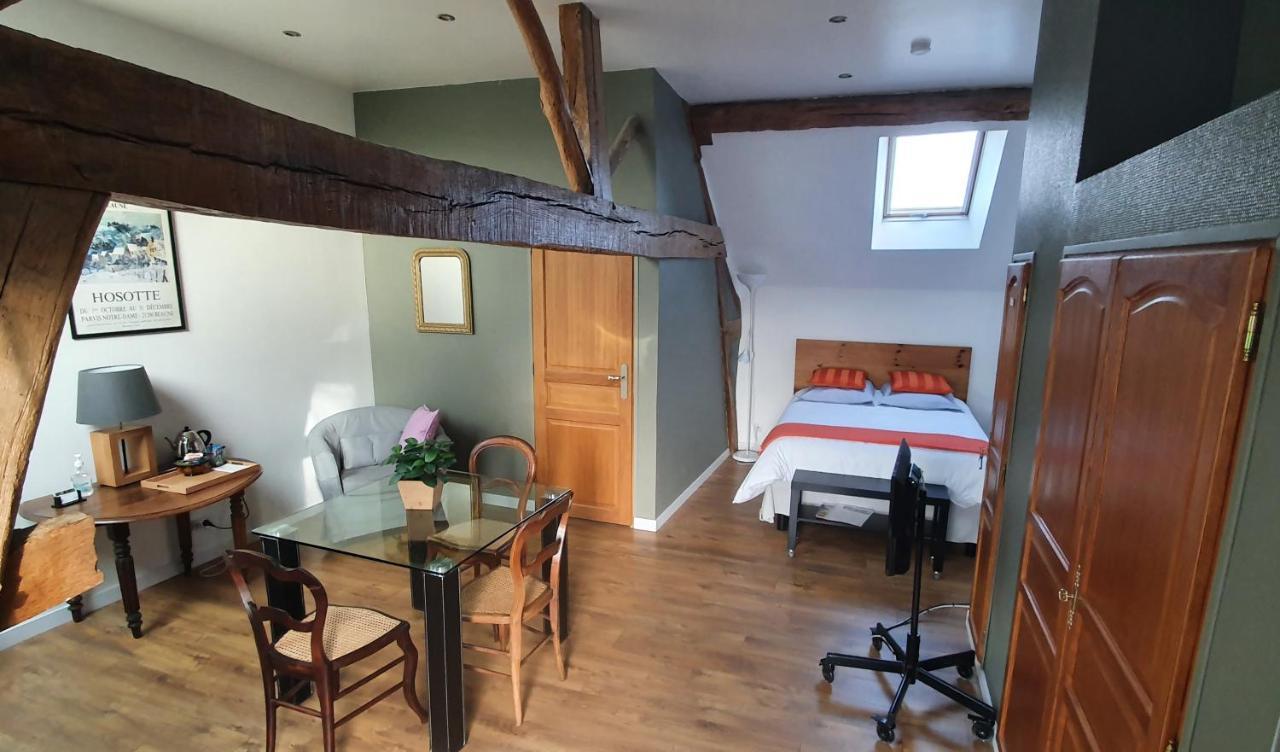 Bed and Breakfast Magnolia54 Louesme Exterior foto